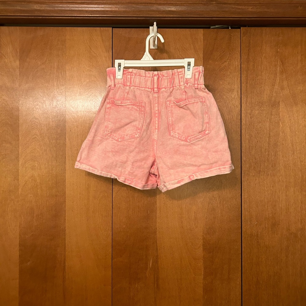 Pink Lily Pink Shorts - Picture 2 of 4